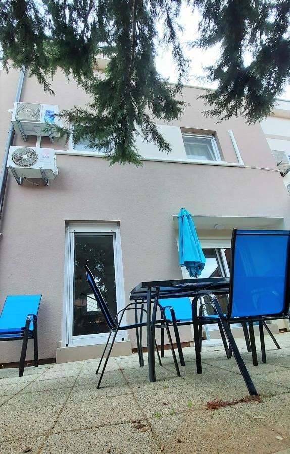 Apartment Paklina Stari Grad Kültér fotó